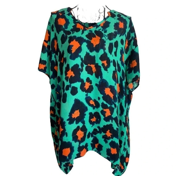 Cabi Rita Leopard Print Short Sleeve Blouse Size XS - Picture 2 of 5